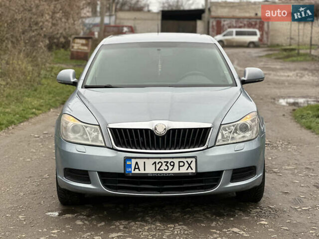 Синій Шкода Октавія, об'ємом двигуна 1.6 л та пробігом 254 тис. км за 7200 $, фото 5 на Automoto.ua