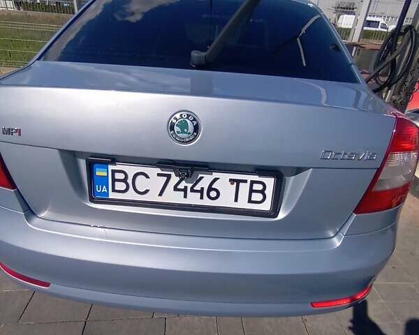 Синій Шкода Октавія, об'ємом двигуна 1.6 л та пробігом 255 тис. км за 8200 $, фото 6 на Automoto.ua
