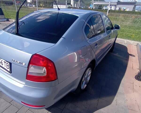 Синій Шкода Октавія, об'ємом двигуна 1.6 л та пробігом 255 тис. км за 8200 $, фото 1 на Automoto.ua