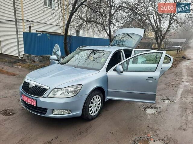 Синий Шкода Октавия, объемом двигателя 1.6 л и пробегом 226 тыс. км за 7990 $, фото 78 на Automoto.ua
