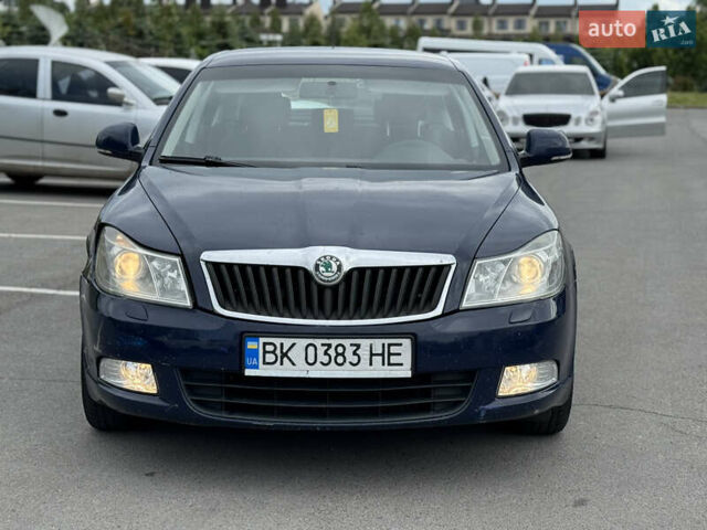 Синий Шкода Октавия, объемом двигателя 1.6 л и пробегом 314 тыс. км за 6500 $, фото 1 на Automoto.ua