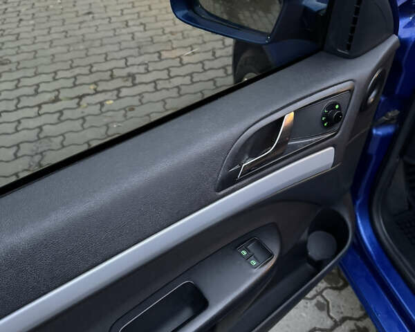 Шкода Октавія 2010 у Ужгороді на Automoto.ua Синій Шкода Октавія, об'ємом двигуна 1.6 л та пробігом 334 тис. км за 7500 $, фото 12 на Automoto.ua