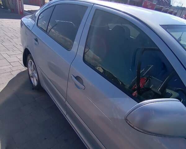 Синій Шкода Октавія, об'ємом двигуна 1.6 л та пробігом 255 тис. км за 8200 $, фото 5 на Automoto.ua