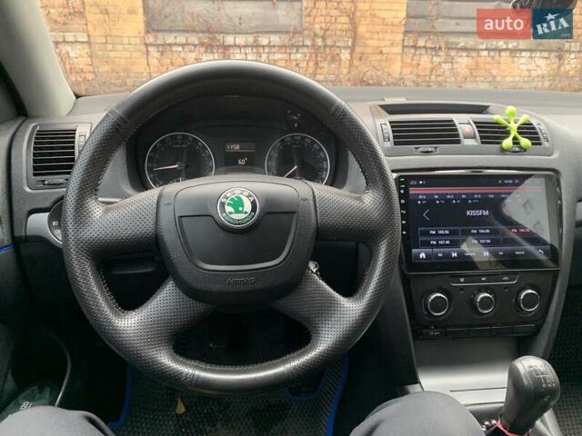 Синій Шкода Октавія, об'ємом двигуна 1.98 л та пробігом 310 тис. км за 7200 $, фото 7 на Automoto.ua