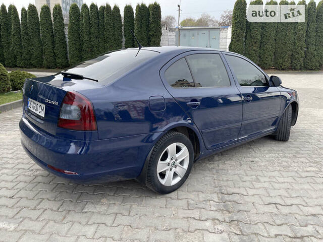 Синий Шкода Октавия, объемом двигателя 1.6 л и пробегом 150 тыс. км за 6800 $, фото 4 на Automoto.ua