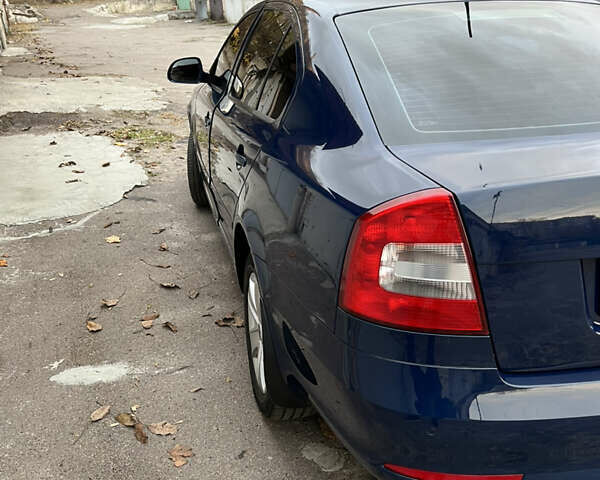 Синий Шкода Октавия, объемом двигателя 2 л и пробегом 227 тыс. км за 9800 $, фото 8 на Automoto.ua