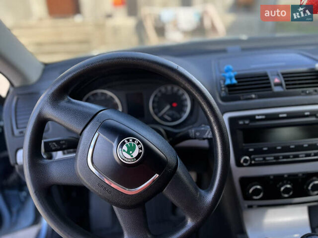 Синій Шкода Октавія, об'ємом двигуна 1.39 л та пробігом 209 тис. км за 7100 $, фото 8 на Automoto.ua