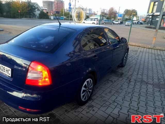 Шкода Октавия 2011 в Ивано-Франковске на Automoto.ua Синий Шкода Октавия, объемом двигателя 1.6 л и пробегом 245 тыс. км за 6900 $, фото 2 на Automoto.ua