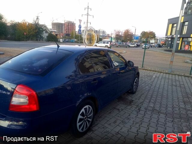 Шкода Октавия 2011 в Ивано-Франковске на Automoto.ua Синий Шкода Октавия, объемом двигателя 1.6 л и пробегом 245 тыс. км за 6900 $, фото 8 на Automoto.ua