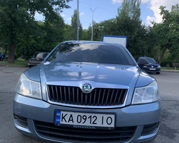 Синий Шкода Октавия, объемом двигателя 1.2 л и пробегом 184 тыс. км за 6300 $, фото 5 на Automoto.ua