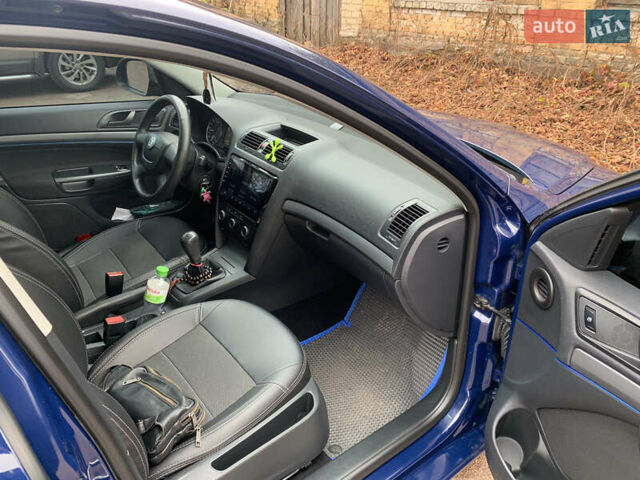 Синій Шкода Октавія, об'ємом двигуна 1.98 л та пробігом 310 тис. км за 7200 $, фото 1 на Automoto.ua