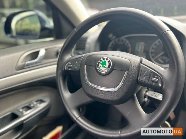 Синий Шкода Октавия, объемом двигателя 1.6 л и пробегом 151 тыс. км за 9500 $, фото 8 на Automoto.ua