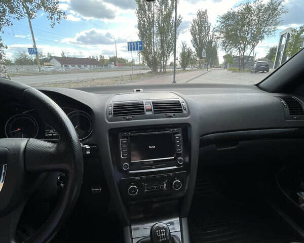Синій Шкода Октавія, об'ємом двигуна 1.98 л та пробігом 182 тис. км за 9500 $, фото 13 на Automoto.ua