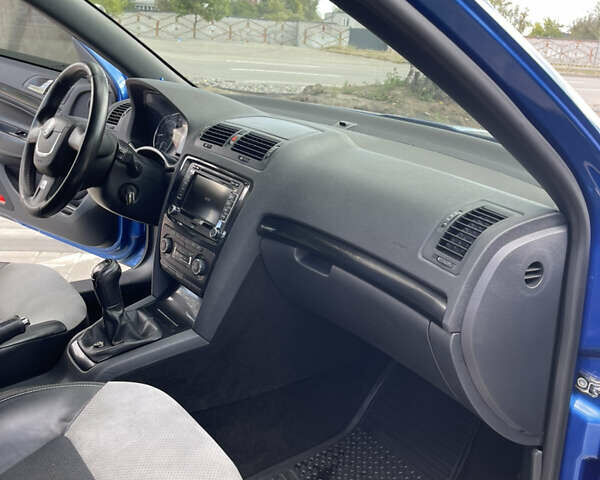 Синій Шкода Октавія, об'ємом двигуна 1.98 л та пробігом 182 тис. км за 9500 $, фото 19 на Automoto.ua