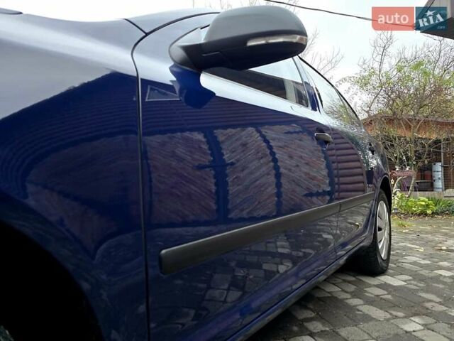 Шкода Октавия 2012 в Полтаве на Automoto.ua Синий Шкода Октавия, объемом двигателя 1.6 л и пробегом 161 тыс. км за 7100 $, фото 30 на Automoto.ua