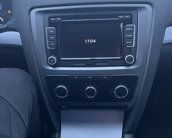 Синий Шкода Октавия, объемом двигателя 1.8 л и пробегом 161 тыс. км за 10500 $, фото 9 на Automoto.ua