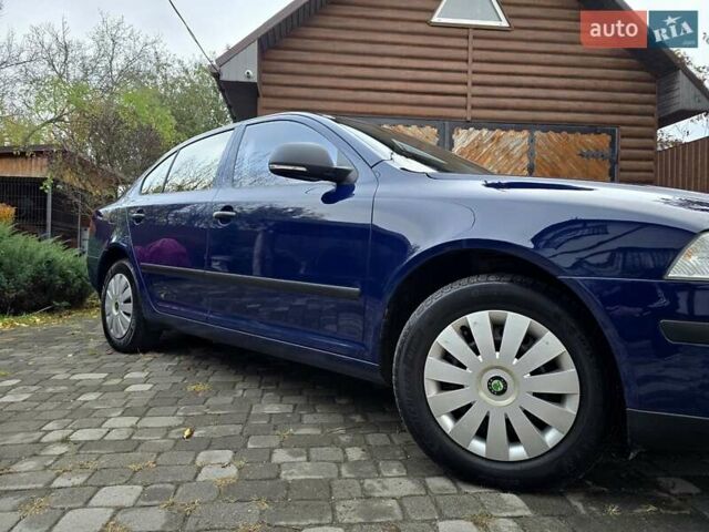 Шкода Октавия 2012 в Полтаве на Automoto.ua Синий Шкода Октавия, объемом двигателя 1.6 л и пробегом 161 тыс. км за 7100 $, фото 9 на Automoto.ua