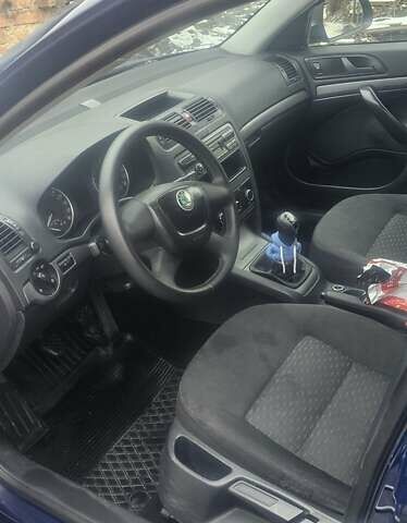 Шкода Октавия 2012 в Сквира на Automoto.ua Синий Шкода Октавия, объемом двигателя 2 л и пробегом 328 тыс. км за 6400 $, фото 2 на Automoto.ua