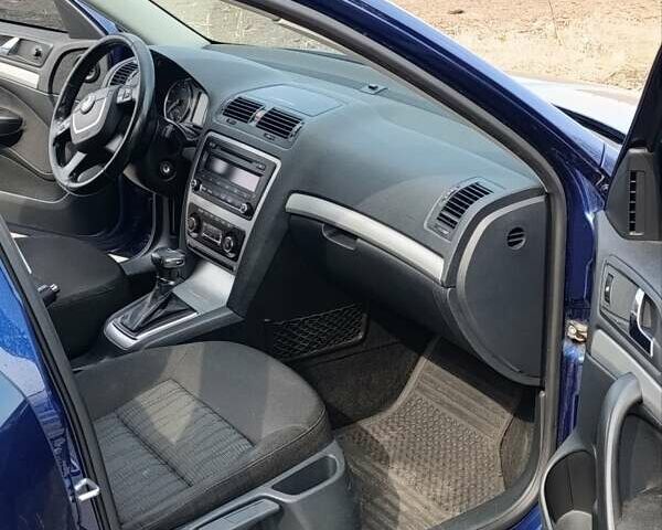 Синій Шкода Октавія, об'ємом двигуна 1.8 л та пробігом 300 тис. км за 7800 $, фото 9 на Automoto.ua