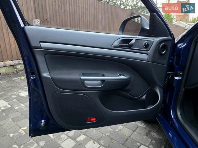 Шкода Октавия 2012 в Полтаве на Automoto.ua Синий Шкода Октавия, объемом двигателя 1.6 л и пробегом 161 тыс. км за 7100 $, фото 75 на Automoto.ua