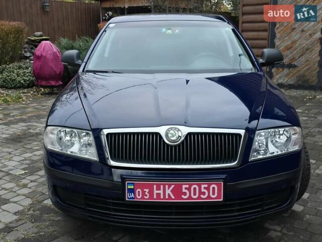 Шкода Октавия 2012 в Полтаве на Automoto.ua Синий Шкода Октавия, объемом двигателя 1.6 л и пробегом 161 тыс. км за 7100 $, фото 4 на Automoto.ua