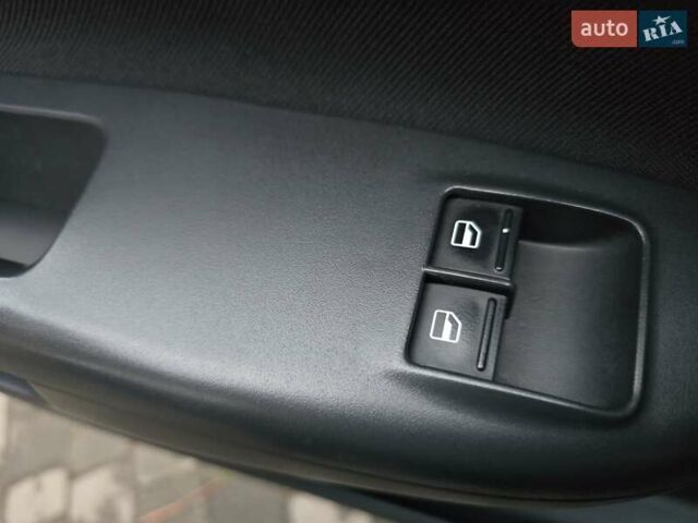 Шкода Октавия 2012 в Полтаве на Automoto.ua Синий Шкода Октавия, объемом двигателя 1.6 л и пробегом 161 тыс. км за 7100 $, фото 91 на Automoto.ua