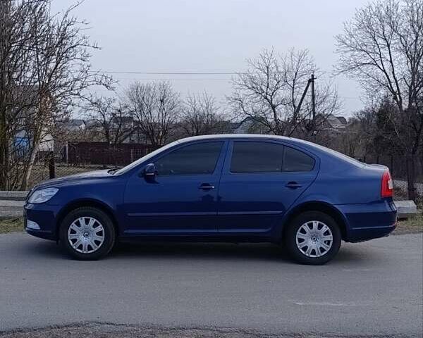Синій Шкода Октавія, об'ємом двигуна 1.8 л та пробігом 300 тис. км за 7800 $, фото 5 на Automoto.ua