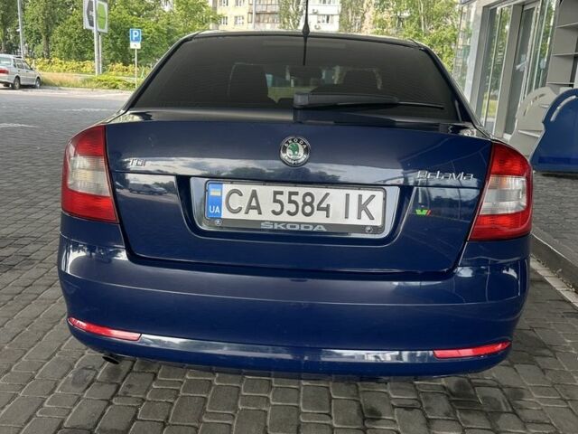 Синий Шкода Октавия, объемом двигателя 2 л и пробегом 230 тыс. км за 7200 $, фото 3 на Automoto.ua