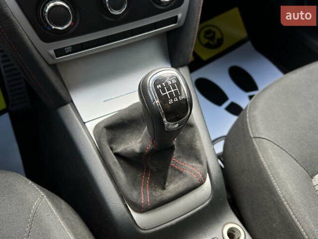 Шкода Октавія 2012 у Львові на Automoto.ua Синій Шкода Октавія, об'ємом двигуна 1.8 л та пробігом 118 тис. км за 7800 $, фото 13 на Automoto.ua