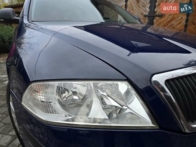 Шкода Октавия 2012 в Полтаве на Automoto.ua Синий Шкода Октавия, объемом двигателя 1.6 л и пробегом 161 тыс. км за 7100 $, фото 6 на Automoto.ua