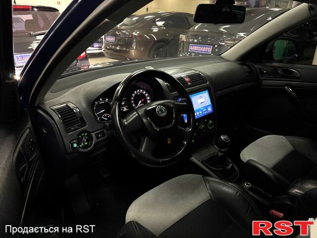 Синий Шкода Октавия, объемом двигателя 1.6 л и пробегом 198 тыс. км за 7200 $, фото 7 на Automoto.ua