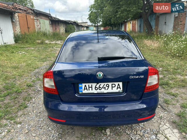 Синий Шкода Октавия, объемом двигателя 1.97 л и пробегом 280 тыс. км за 8500 $, фото 1 на Automoto.ua