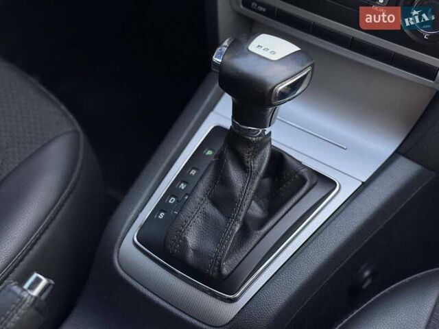 Шкода Октавия 2012 в Киеве на Automoto.ua Синий Шкода Октавия, объемом двигателя 1.8 л и пробегом 274 тыс. км за 8500 $, фото 4 на Automoto.ua