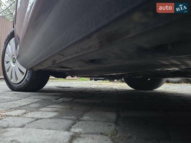 Шкода Октавия 2012 в Полтаве на Automoto.ua Синий Шкода Октавия, объемом двигателя 1.6 л и пробегом 161 тыс. км за 7100 $, фото 39 на Automoto.ua