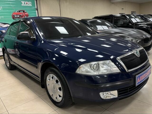 Синій Шкода Октавія, об'ємом двигуна 1.6 л та пробігом 198 тис. км за 7200 $, фото 4 на Automoto.ua