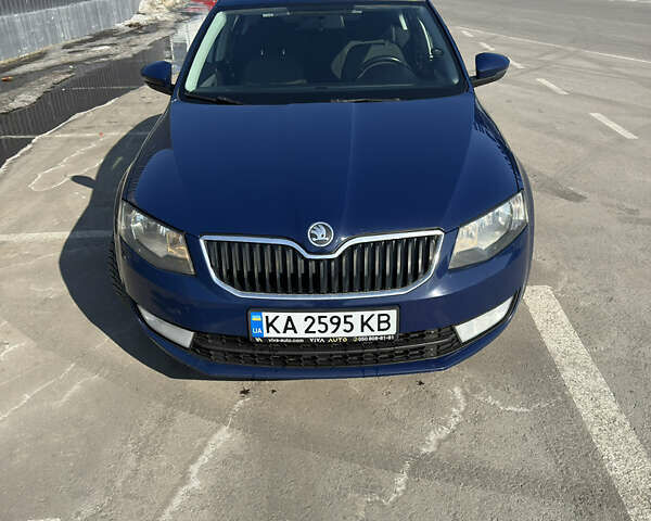 Синій Шкода Октавія, об'ємом двигуна 1.6 л та пробігом 244 тис. км за 8700 $, фото 1 на Automoto.ua