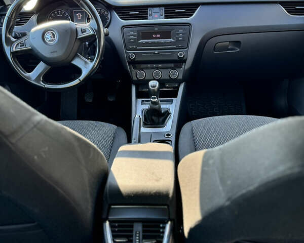 Синій Шкода Октавія, об'ємом двигуна 1.6 л та пробігом 244 тис. км за 8700 $, фото 27 на Automoto.ua