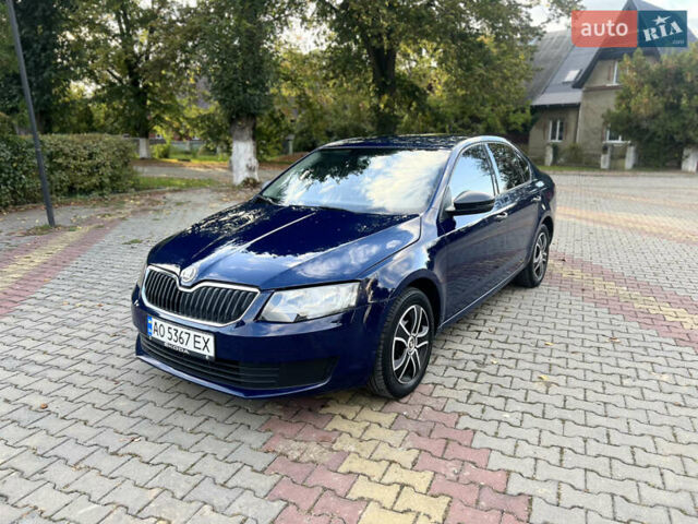 Синий Шкода Октавия, объемом двигателя 1.6 л и пробегом 262 тыс. км за 7999 $, фото 3 на Automoto.ua