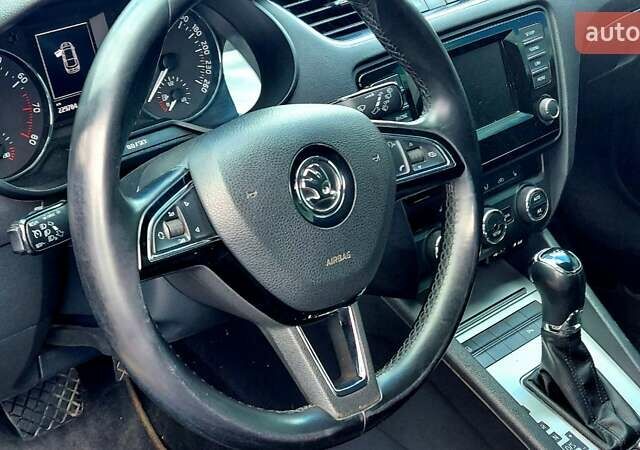 Шкода Октавия 2013 в Запорожье на Automoto.ua Синий Шкода Октавия, объемом двигателя 1.8 л и пробегом 236 тыс. км за 12000 $, фото 9 на Automoto.ua