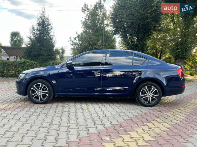Синий Шкода Октавия, объемом двигателя 1.6 л и пробегом 262 тыс. км за 7999 $, фото 5 на Automoto.ua