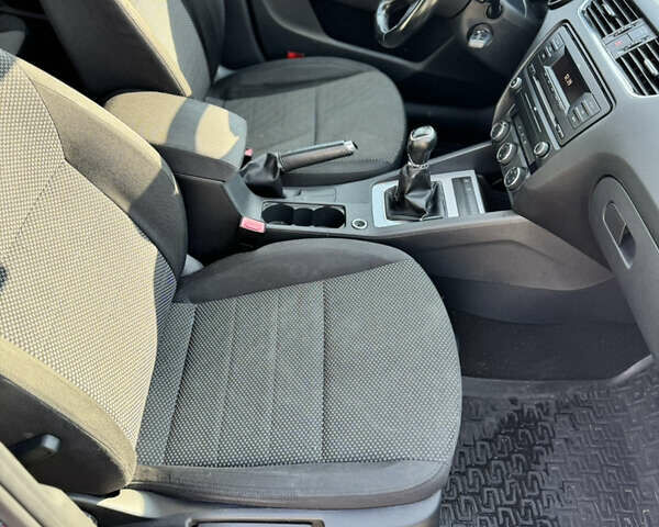 Синій Шкода Октавія, об'ємом двигуна 1.6 л та пробігом 244 тис. км за 8700 $, фото 22 на Automoto.ua