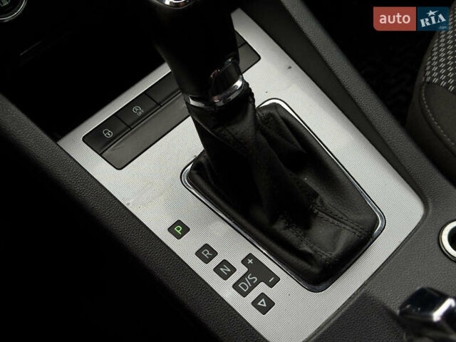 Синій Шкода Октавія, об'ємом двигуна 1.4 л та пробігом 180 тис. км за 9900 $, фото 21 на Automoto.ua