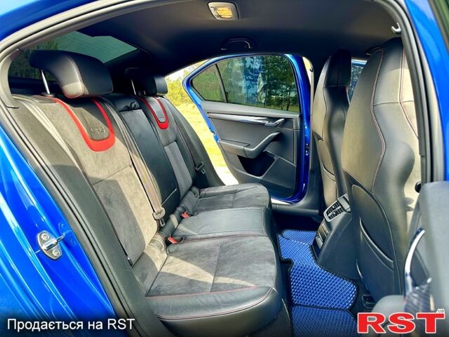 Синій Шкода Октавія, об'ємом двигуна 2 л та пробігом 187 тис. км за 14000 $, фото 12 на Automoto.ua