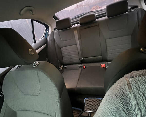Синий Шкода Октавия, объемом двигателя 1.97 л и пробегом 260 тыс. км за 12800 $, фото 7 на Automoto.ua