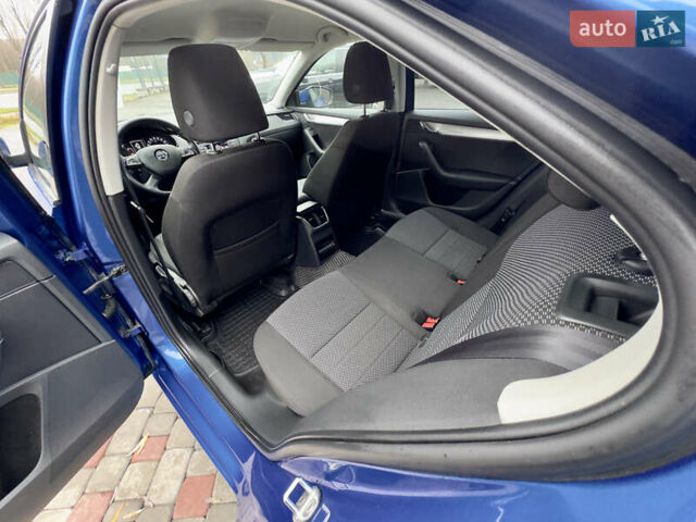Синій Шкода Октавія, об'ємом двигуна 1.4 л та пробігом 180 тис. км за 9900 $, фото 25 на Automoto.ua