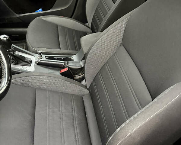 Синій Шкода Октавія, об'ємом двигуна 1.4 л та пробігом 320 тис. км за 9900 $, фото 11 на Automoto.ua