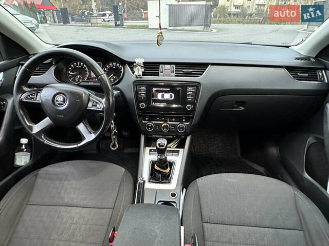 Синий Шкода Октавия, объемом двигателя 1.97 л и пробегом 277 тыс. км за 10800 $, фото 16 на Automoto.ua