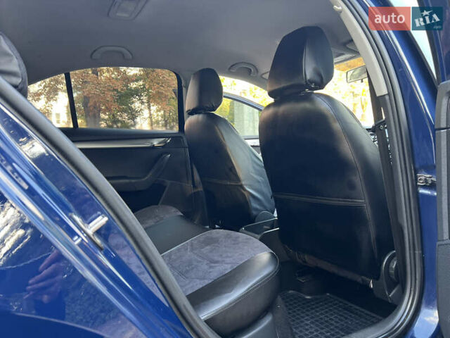 Синий Шкода Октавия, объемом двигателя 1.6 л и пробегом 262 тыс. км за 8500 $, фото 50 на Automoto.ua