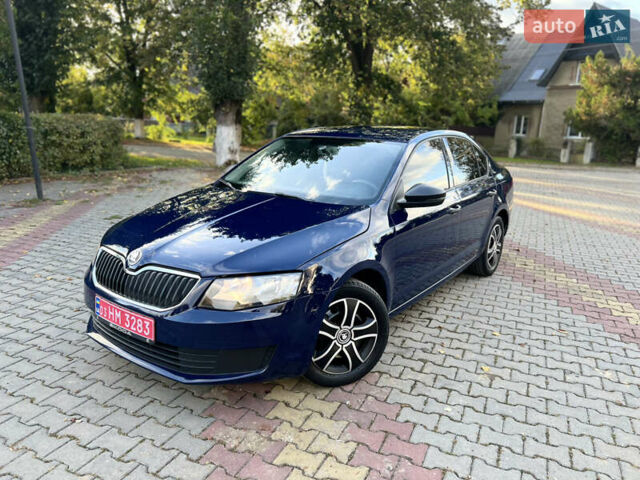Синий Шкода Октавия, объемом двигателя 1.6 л и пробегом 262 тыс. км за 8500 $, фото 4 на Automoto.ua