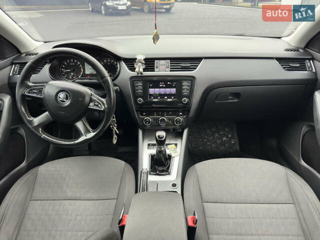 Синій Шкода Октавія, об'ємом двигуна 1.97 л та пробігом 277 тис. км за 10500 $, фото 28 на Automoto.ua